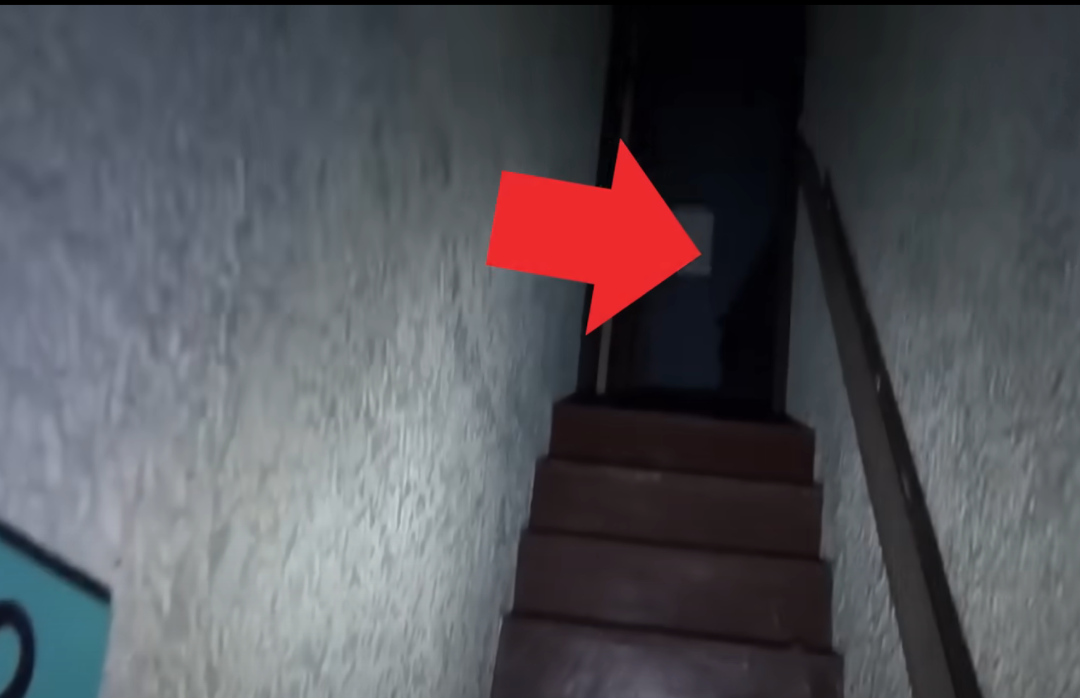 Kuroshira is exploring an abandon building when he accidentally captured what appears to be a shadowy figure at the top of the stairwell.