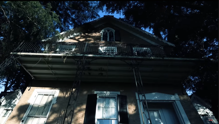 Woodlawn Estates, Maysville, Kentucky is known by Kalani Ghost Hunter to be haunted.